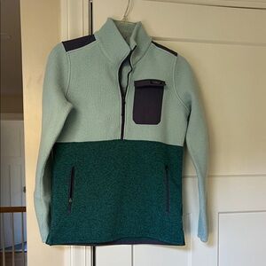 Women’s Two-Tone LL Bean Fleece Jacket